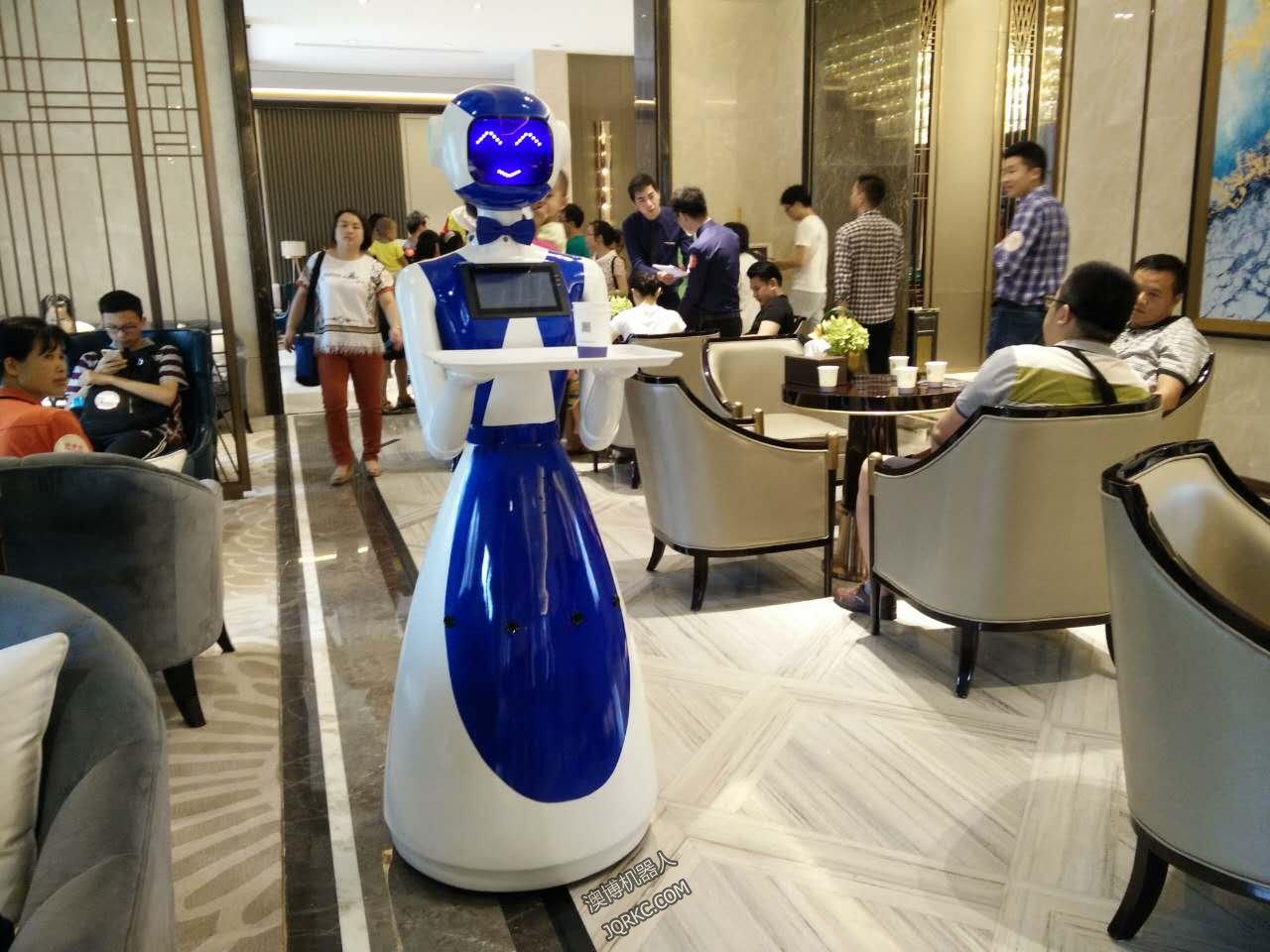機器人做的披薩，你敢吃嗎？